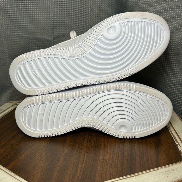 Nike Women's Court Vision Alta 8.5 New - Picture 6 of 7